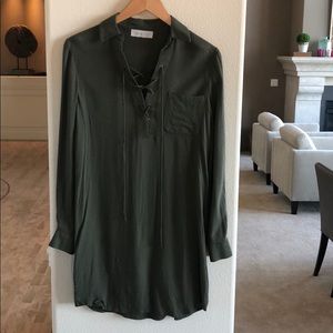 WAYF lace front casual tunic